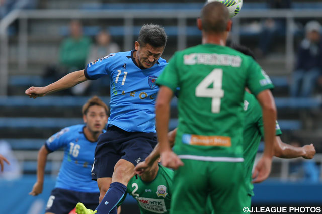 Une 19ème journée de J2 marquée par le but de Miura, le vétéran du Yokohama FC. (photo: jleague.jp)
